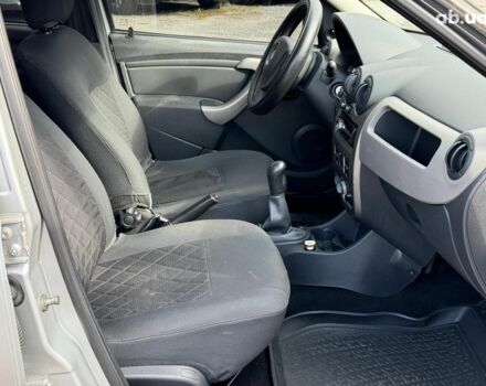 Серый Рено Логан, объемом двигателя 1.6 л и пробегом 263 тыс. км за 5790 $, фото 22 на Automoto.ua