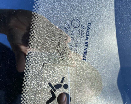 Сірий Рено Логан, об'ємом двигуна 1.39 л та пробігом 187 тис. км за 5200 $, фото 12 на Automoto.ua