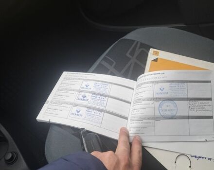 Рено Логан 2012 в Ивано-Франковске на Automoto.ua Серый Рено Логан, объемом двигателя 0 л и пробегом 160 тыс. км за 3801 $, фото 6 на Automoto.ua