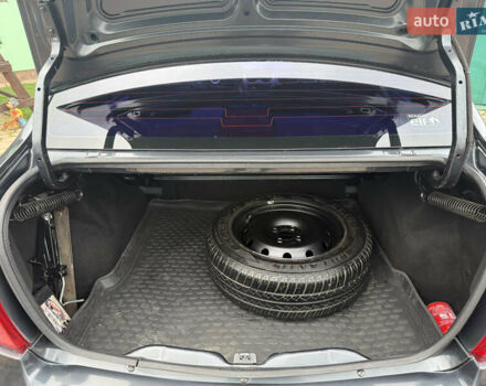 Серый Рено Логан, объемом двигателя 1.6 л и пробегом 115 тыс. км за 5950 $, фото 34 на Automoto.ua