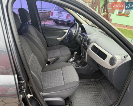 Серый Рено Логан, объемом двигателя 1.6 л и пробегом 115 тыс. км за 5950 $, фото 41 на Automoto.ua