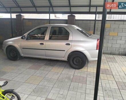 Сірий Рено Логан, об'ємом двигуна 1.39 л та пробігом 265 тис. км за 4300 $, фото 3 на Automoto.ua