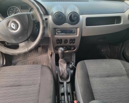 Серый Рено Логан, объемом двигателя 1.5 л и пробегом 280 тыс. км за 3500 $, фото 1 на Automoto.ua