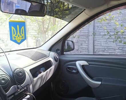 Рено Логан 2012 у Дніпро (Дніпропетровську) на Automoto.ua Сірий Рено Логан, об'ємом двигуна 1.6 л та пробігом 109 тис. км за 6500 $, фото 24 на Automoto.ua