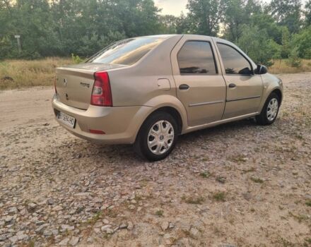 Серый Рено Логан, объемом двигателя 1.5 л и пробегом 280 тыс. км за 3500 $, фото 4 на Automoto.ua