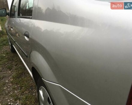 Серый Рено Логан, объемом двигателя 1.39 л и пробегом 302 тыс. км за 4500 $, фото 3 на Automoto.ua