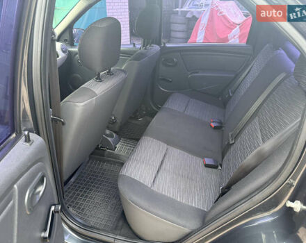 Серый Рено Логан, объемом двигателя 1.6 л и пробегом 115 тыс. км за 5950 $, фото 43 на Automoto.ua