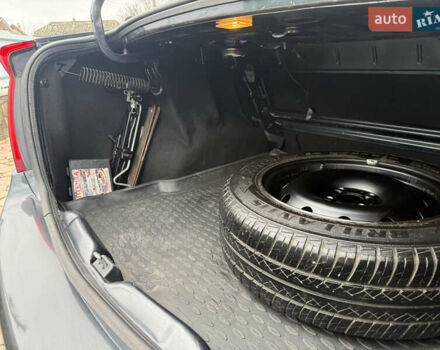 Серый Рено Логан, объемом двигателя 1.6 л и пробегом 115 тыс. км за 5950 $, фото 35 на Automoto.ua