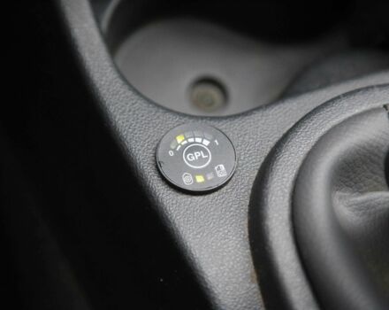 Сірий Рено Логан, об'ємом двигуна 1.4 л та пробігом 54 тис. км за 6400 $, фото 18 на Automoto.ua