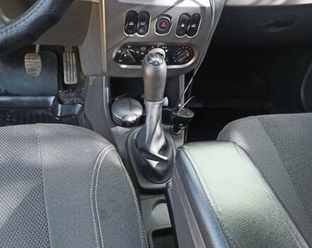 Рено Логан 2012 у Дніпро (Дніпропетровську) на Automoto.ua Сірий Рено Логан, об'ємом двигуна 1.6 л та пробігом 109 тис. км за 6500 $, фото 20 на Automoto.ua