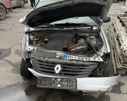 Серый Рено Логан, объемом двигателя 1.46 л и пробегом 119 тыс. км за 1800 $, фото 6 на Automoto.ua