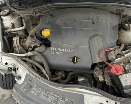 Серый Рено Логан, объемом двигателя 1.5 л и пробегом 119 тыс. км за 1800 $, фото 4 на Automoto.ua