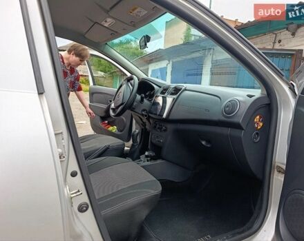 Сірий Рено Логан, об'ємом двигуна 1.15 л та пробігом 170 тис. км за 4700 $, фото 9 на Automoto.ua