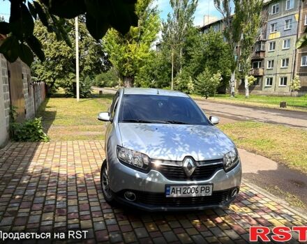 Серый Рено Логан, объемом двигателя 1.1 л и пробегом 90 тыс. км за 5600 $, фото 1 на Automoto.ua