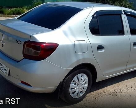 Серый Рено Логан, объемом двигателя 1.5 л и пробегом 290 тыс. км за 5500 $, фото 3 на Automoto.ua