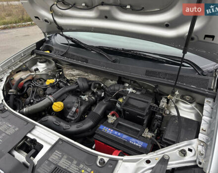 Серый Рено Логан, объемом двигателя 1.5 л и пробегом 267 тыс. км за 5700 $, фото 19 на Automoto.ua