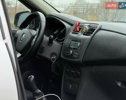 Серый Рено Логан, объемом двигателя 1.5 л и пробегом 267 тыс. км за 5700 $, фото 16 на Automoto.ua