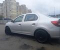 Серый Рено Логан, объемом двигателя 0 л и пробегом 216 тыс. км за 5300 $, фото 2 на Automoto.ua