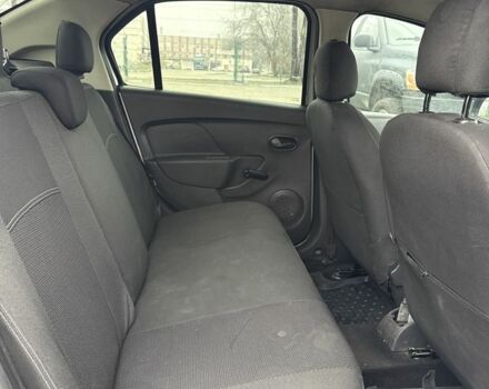 Серый Рено Логан, объемом двигателя 1.6 л и пробегом 300 тыс. км за 2950 $, фото 9 на Automoto.ua