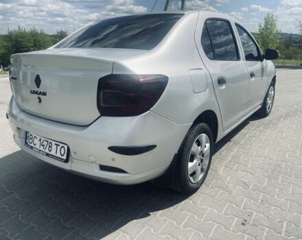 Серый Рено Логан, объемом двигателя 1.1 л и пробегом 198 тыс. км за 4200 $, фото 2 на Automoto.ua