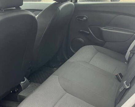 Сірий Рено Логан, об'ємом двигуна 1.46 л та пробігом 158 тис. км за 6900 $, фото 11 на Automoto.ua