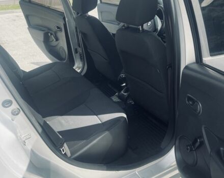 Серый Рено Логан, объемом двигателя 1.1 л и пробегом 198 тыс. км за 4200 $, фото 15 на Automoto.ua