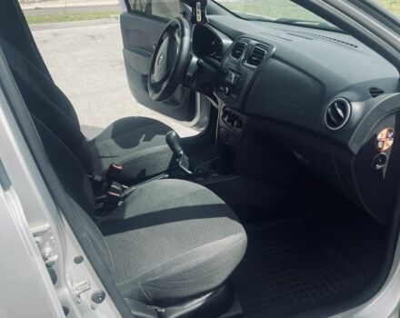 Серый Рено Логан, объемом двигателя 1.1 л и пробегом 198 тыс. км за 4200 $, фото 17 на Automoto.ua