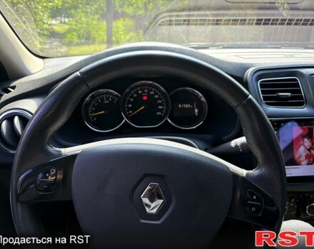 Серый Рено Логан, объемом двигателя 1.1 л и пробегом 90 тыс. км за 5600 $, фото 3 на Automoto.ua