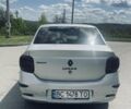 Серый Рено Логан, объемом двигателя 1.1 л и пробегом 198 тыс. км за 4200 $, фото 4 на Automoto.ua