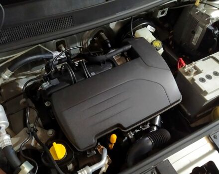 Серый Рено Логан, объемом двигателя 1.1 л и пробегом 195 тыс. км за 4700 $, фото 6 на Automoto.ua