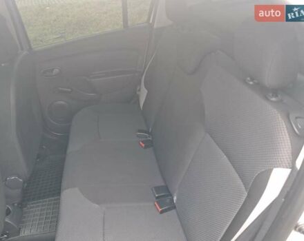 Рено Логан 2014 в Хмельницком на Automoto.ua Серый Рено Логан, объемом двигателя 1.15 л и пробегом 35 тыс. км за 7200 $, фото 7 на Automoto.ua