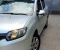 Рено Логан 2014 в Глухове на Automoto.ua Серый Рено Логан, объемом двигателя 1.1 л и пробегом 270 тыс. км за 5300 $, фото 2 на Automoto.ua