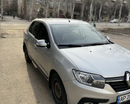 Серый Рено Логан, объемом двигателя 1.5 л и пробегом 90 тыс. км за 8800 $, фото 4 на Automoto.ua