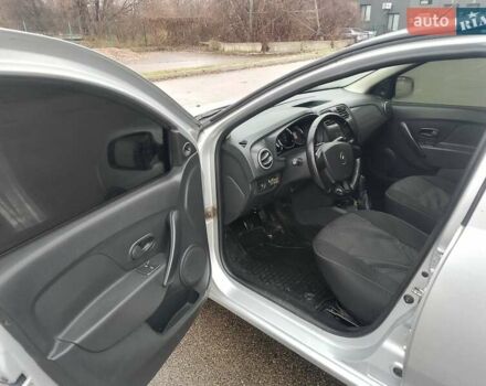 Серый Рено Логан, объемом двигателя 1.15 л и пробегом 285 тыс. км за 4800 $, фото 16 на Automoto.ua