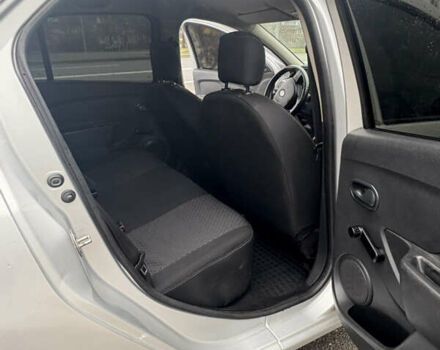 Сірий Рено Логан, об'ємом двигуна 1.15 л та пробігом 300 тис. км за 3800 $, фото 7 на Automoto.ua