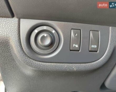 Серый Рено Логан, объемом двигателя 1.5 л и пробегом 172 тыс. км за 7300 $, фото 25 на Automoto.ua