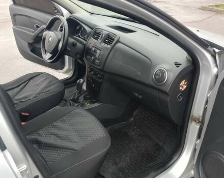 Серый Рено Логан, объемом двигателя 1.15 л и пробегом 285 тыс. км за 4800 $, фото 12 на Automoto.ua