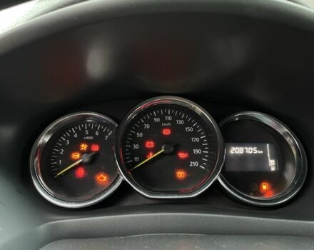 Сірий Рено Логан, об'ємом двигуна 1.5 л та пробігом 208 тис. км за 5200 $, фото 4 на Automoto.ua