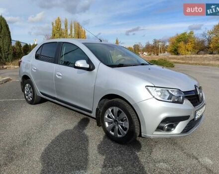 Серый Рено Логан, объемом двигателя 1.5 л и пробегом 172 тыс. км за 7300 $, фото 10 на Automoto.ua