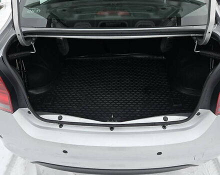 Сірий Рено Логан, об'ємом двигуна 1.46 л та пробігом 360 тис. км за 6500 $, фото 5 на Automoto.ua