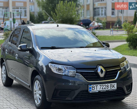 Сірий Рено Логан, об'ємом двигуна 1.15 л та пробігом 51 тис. км за 8000 $, фото 1 на Automoto.ua