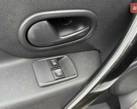 Сірий Рено Логан, об'ємом двигуна 1.46 л та пробігом 149 тис. км за 7600 $, фото 18 на Automoto.ua