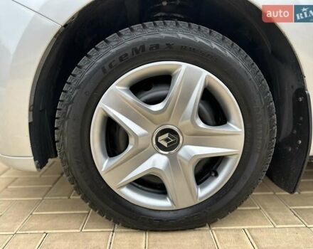 Сірий Рено Логан, об'ємом двигуна 1.46 л та пробігом 230 тис. км за 7700 $, фото 83 на Automoto.ua