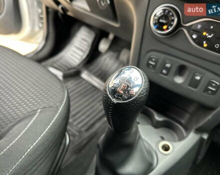 Сірий Рено Логан, об'ємом двигуна 1.46 л та пробігом 230 тис. км за 7700 $, фото 46 на Automoto.ua