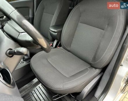 Сірий Рено Логан, об'ємом двигуна 1.46 л та пробігом 230 тис. км за 7700 $, фото 36 на Automoto.ua