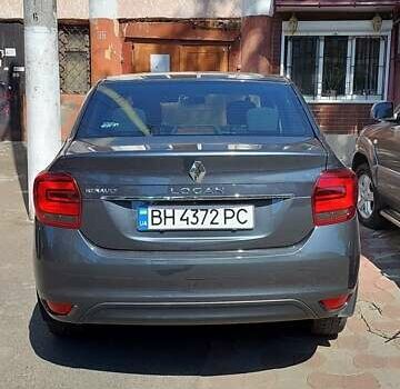 Серый Рено Логан, объемом двигателя 1 л и пробегом 77 тыс. км за 8000 $, фото 3 на Automoto.ua