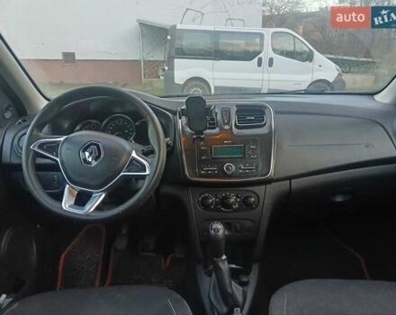 Сірий Рено Логан, об'ємом двигуна 1.46 л та пробігом 413 тис. км за 2500 $, фото 9 на Automoto.ua