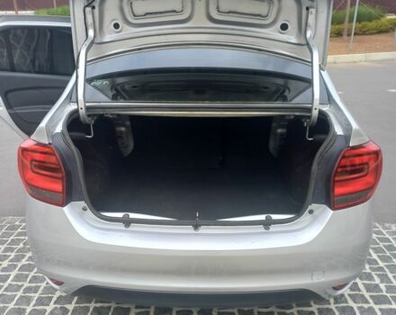 Серый Рено Логан, объемом двигателя 1.5 л и пробегом 169 тыс. км за 7500 $, фото 9 на Automoto.ua