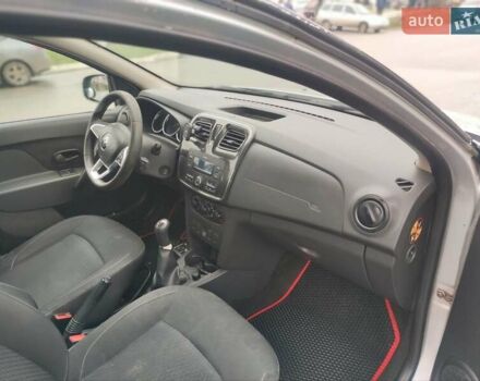 Серый Рено Логан, объемом двигателя 1.46 л и пробегом 400 тыс. км за 4300 $, фото 6 на Automoto.ua