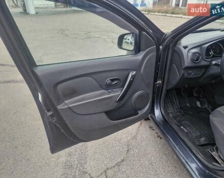 Серый Рено Логан, объемом двигателя 1.46 л и пробегом 150 тыс. км за 7700 $, фото 16 на Automoto.ua